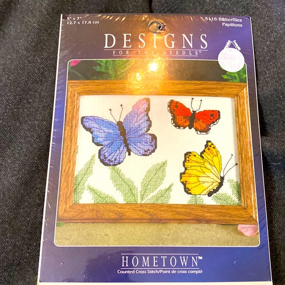Butterflies Papillons #5116Designs for the Needle Counted Cross Stitch New - Picture 1 of 4